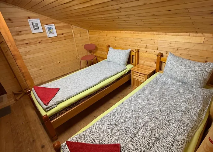 Апартамент With 2 Bedrooms - Magic Woods Zaychari